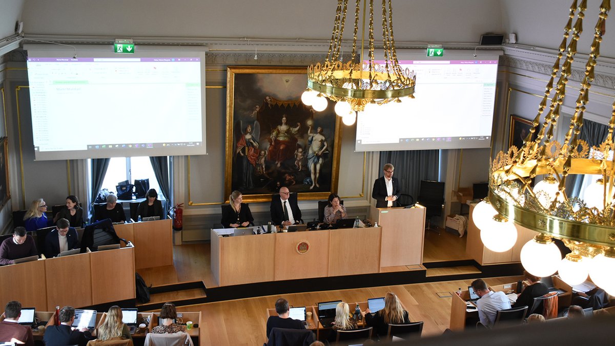 bergenkommune's tweet image. Minner om at bystyret sendes direkte på web-TV fra klokken 12.00 onsdag 26. oktober. #bergen #beby bergen.kommune.no/politikk/bysty…