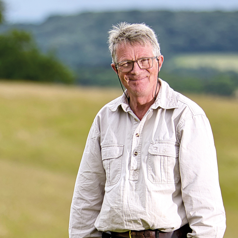 Congratulations to the 2022 @FarmersWeekly Grassland Manager of the Year, Ian Boyd! “I’ve taken our #soilhealth very seriously and multi-species played a big part in this.” Learn more: bit.ly/3gwZevf #farming #agriculture #multispecies Photo credit: Richard Stanton