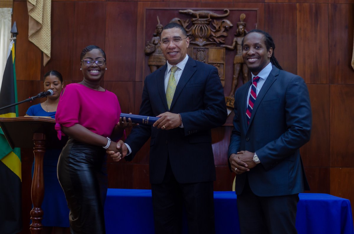 It's Flashback time to Youth Month 2019. 

Today we are looking back on the Youth Advisory Council Installation in 2019. 

#youthmonth2022 #youthmonthja