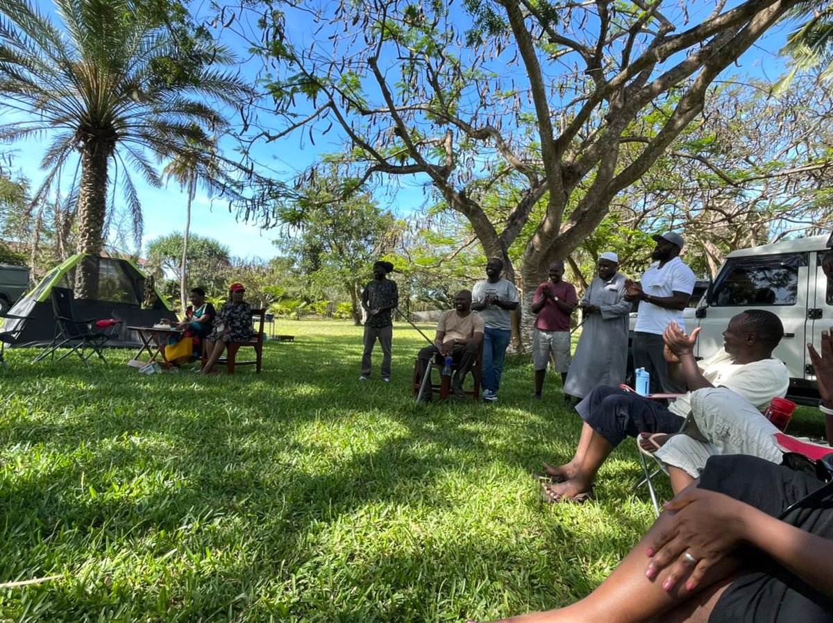BunduRovers's tweet photo. So how’s your afternoon coming up. We’re chilling while other have set off site seeing…. All in all… it’s been a good day!    #pointandgobeyond 
#SecretsOfTheSultans
#jipe
#lushoto 
#bagamoyo 
#magoroto
#msambweni
#bunduroversclub https://t.co/RFaRrfQMJt