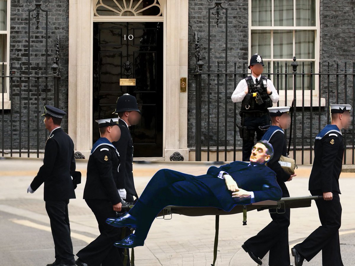 tobystephenson's tweet photo. @haveigotnews Who did this … https://t.co/vGLMH2egSw
