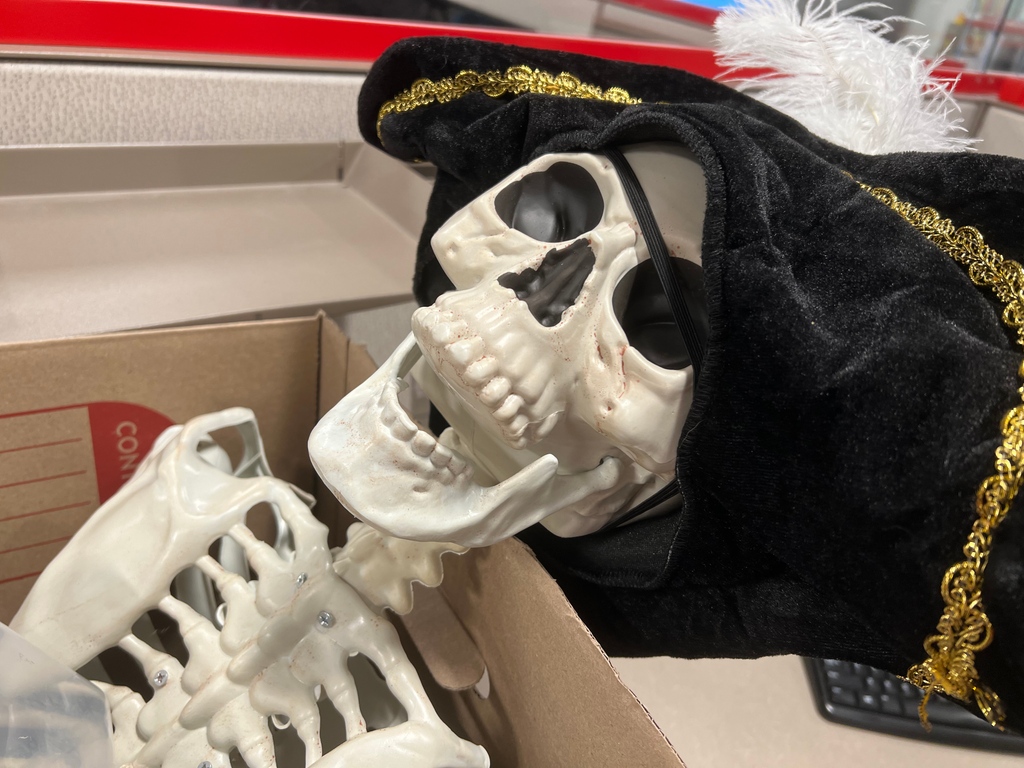 StratasKitchen's tweet photo. Did someone say Halloween?

By the end of the day, our offices will have exploded in spook.

Stay tuned!

#Halloween #Spooky #Fun https://t.co/XkpyRfxyl6