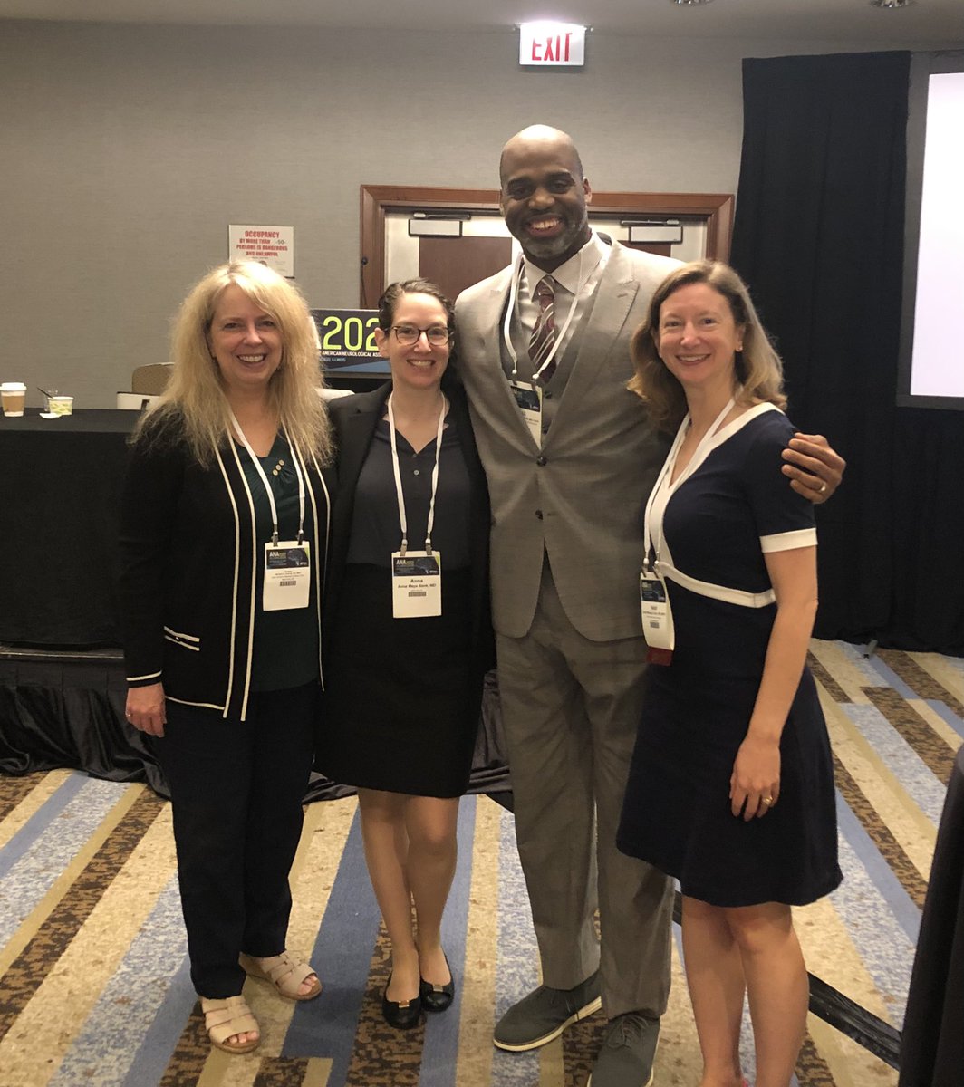 LCharlestonIVMD's tweet photo. Great leadership by our course chair @annamayabank 
Outstanding and insightful presentations by @VickreyBarbara &amp; @HMungerClary! 
Engaging participants (even at 7am!) &amp; excellent program! 
Honored to co-chair this amazing course @TheNewANA1 this morning! #Neurology #MedTwitter https://t.co/BIAE9Vh63R