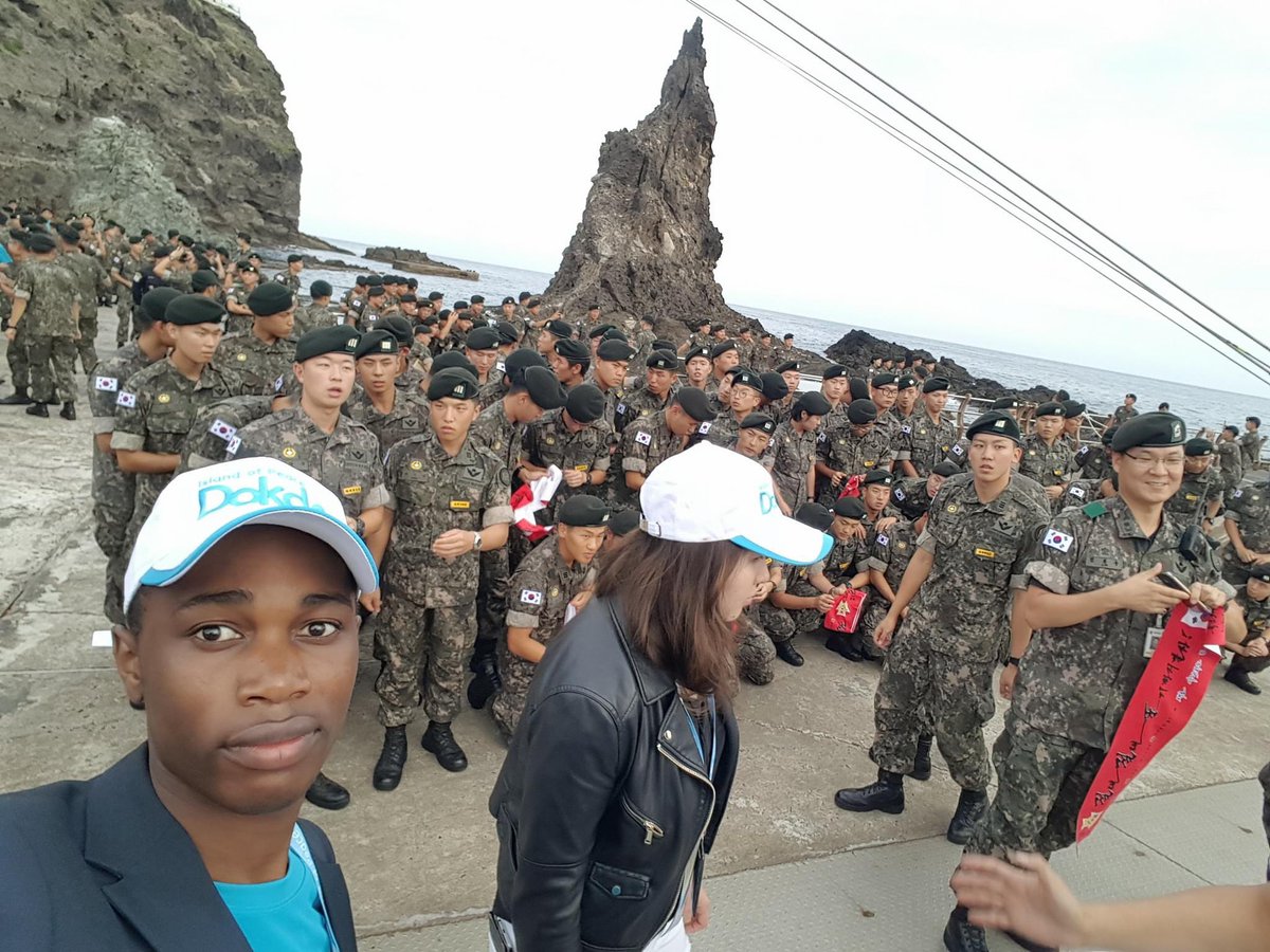 robindamas7_tz's tweet photo. Throwback #2017
#DokdoDay #Oct25th https://t.co/8VxZDw8rHe