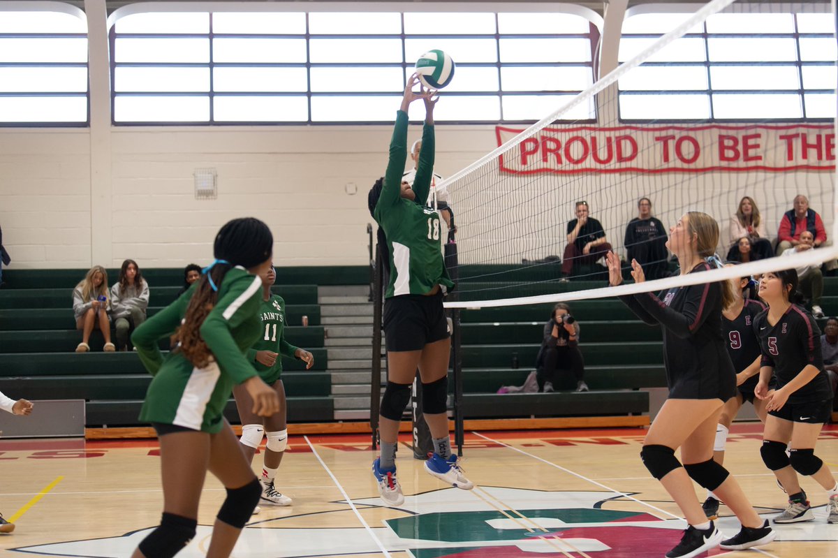 SSSAS_VBall's tweet photo. JV Volleyball pics from @seminaryhillcup  by @VOSschoolpics #onesaint https://t.co/zcaHRa7p1t