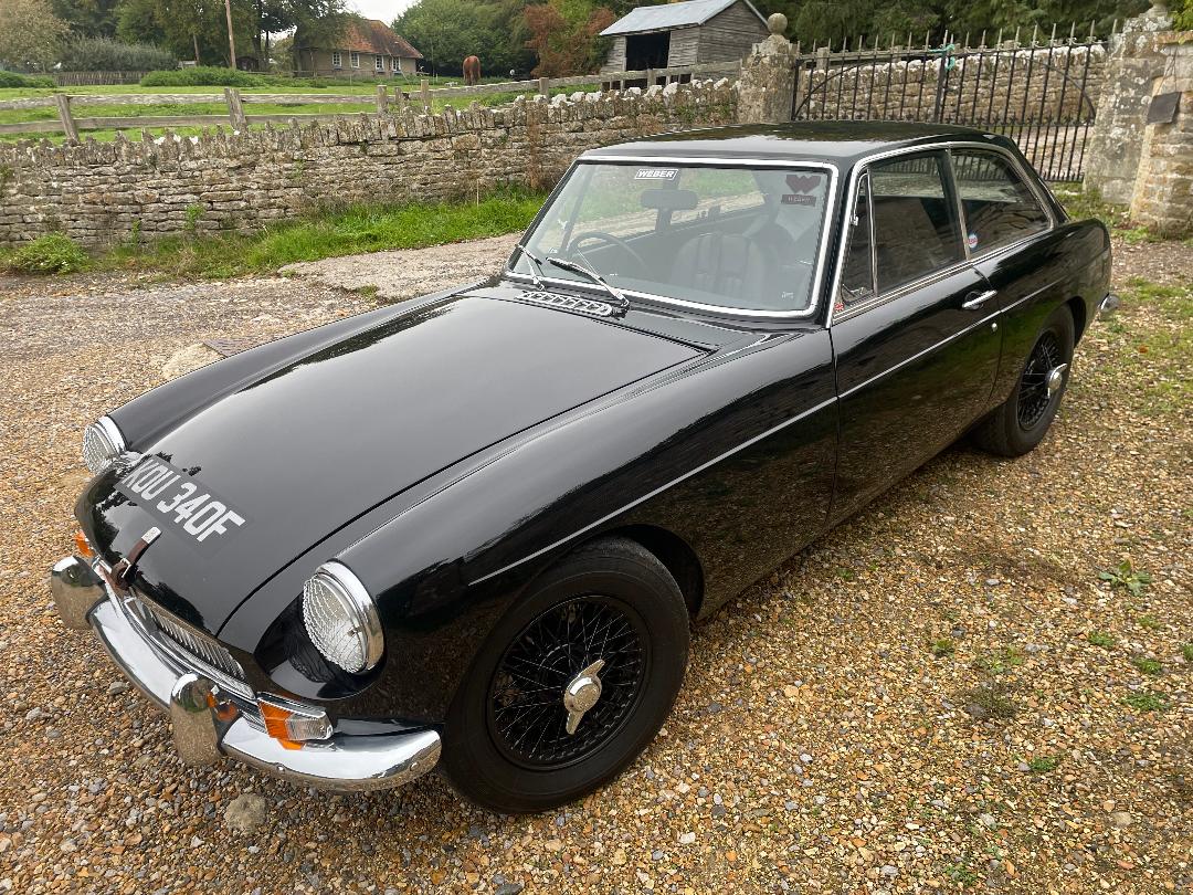 rolls_carole's tweet photo. Latest cars for sale, go to https://t.co/Nxh14L2bg7 for more info https://t.co/Koz8FpiSpY