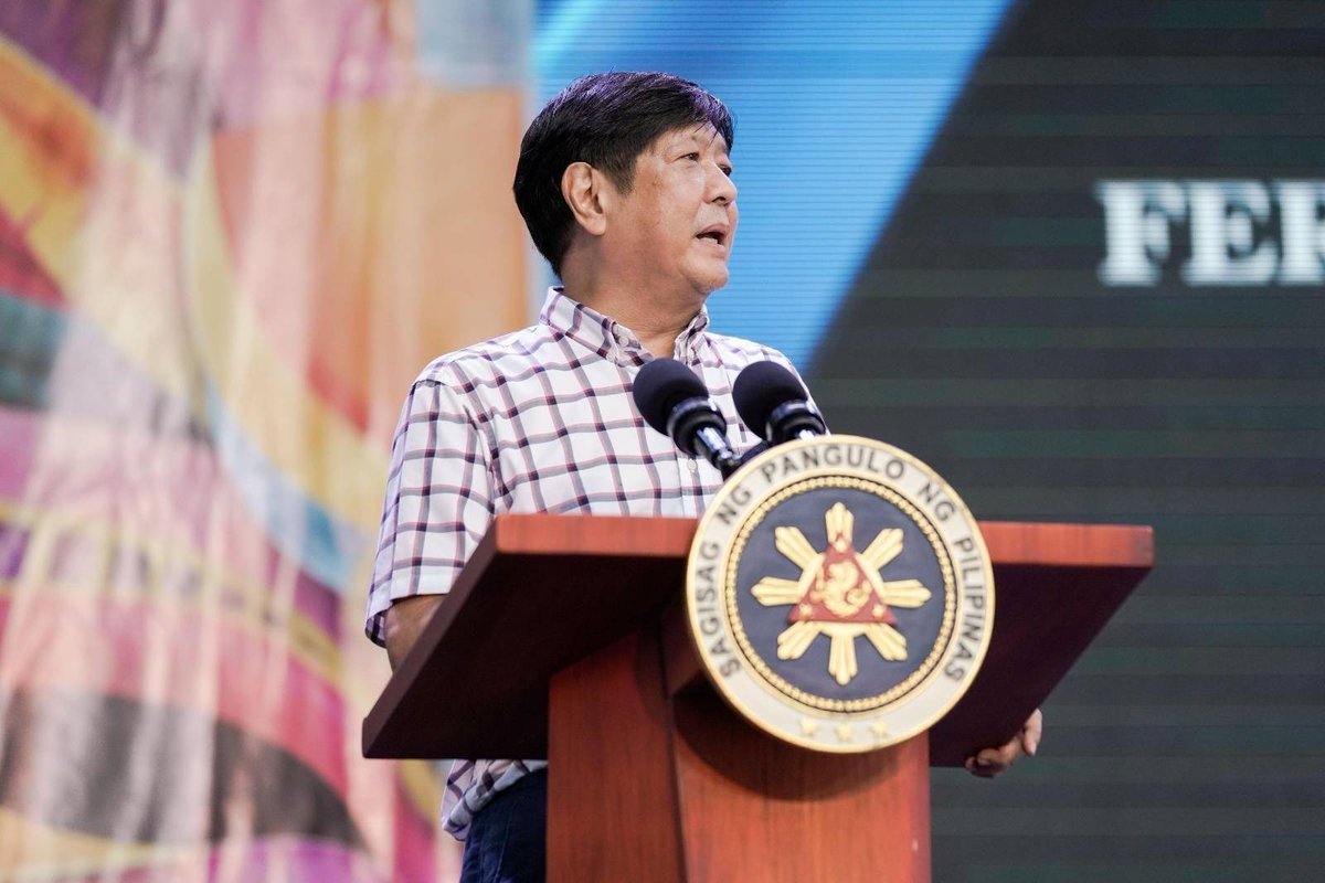 bongbongmarcos's tweet photo. Ating nasaksihan noong nakaraang Linggo ang masayang pagdiriwang ng Masskara Festival sa Bacolod City. https://t.co/h4IT4DqHdj