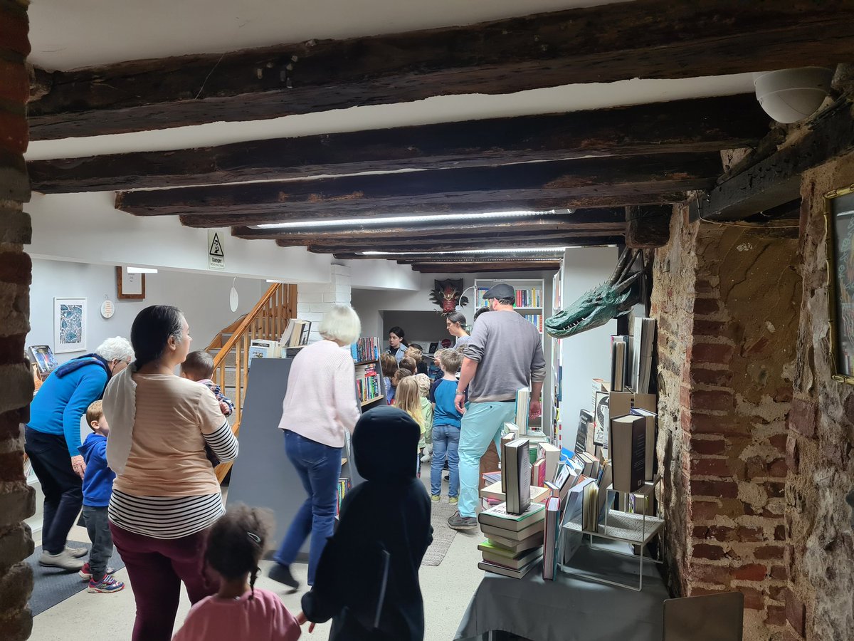 Bookbugsdragontales📚 tweet media