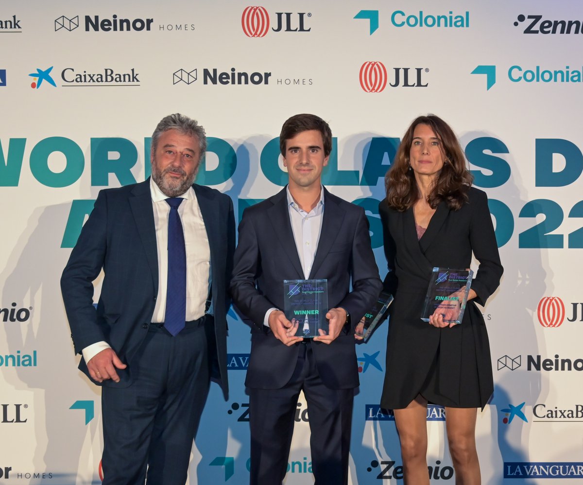 Brickbro_'s tweet photo. THE DISTRICT SHOW 2022 💙

Queremos compartir algunas imágenes de esta #1stedition de @District_Show 📸

🏆Brickbro ganó el premio de "Mejor Proptech startup en la que invertir" en The World Class District Awards.

@bilbao_udala, @GreystarApts, @tpg, @Servihabitat
 #EFFIC https://t.co/QeTJh4VxcC