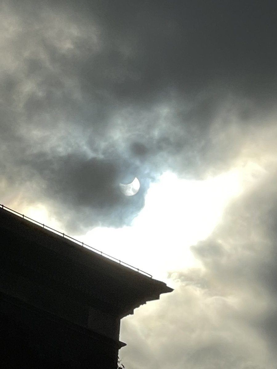 Sonnenfinsternis heute 12.00 Uhr in Kopenhagen #Sonnenfinsternis