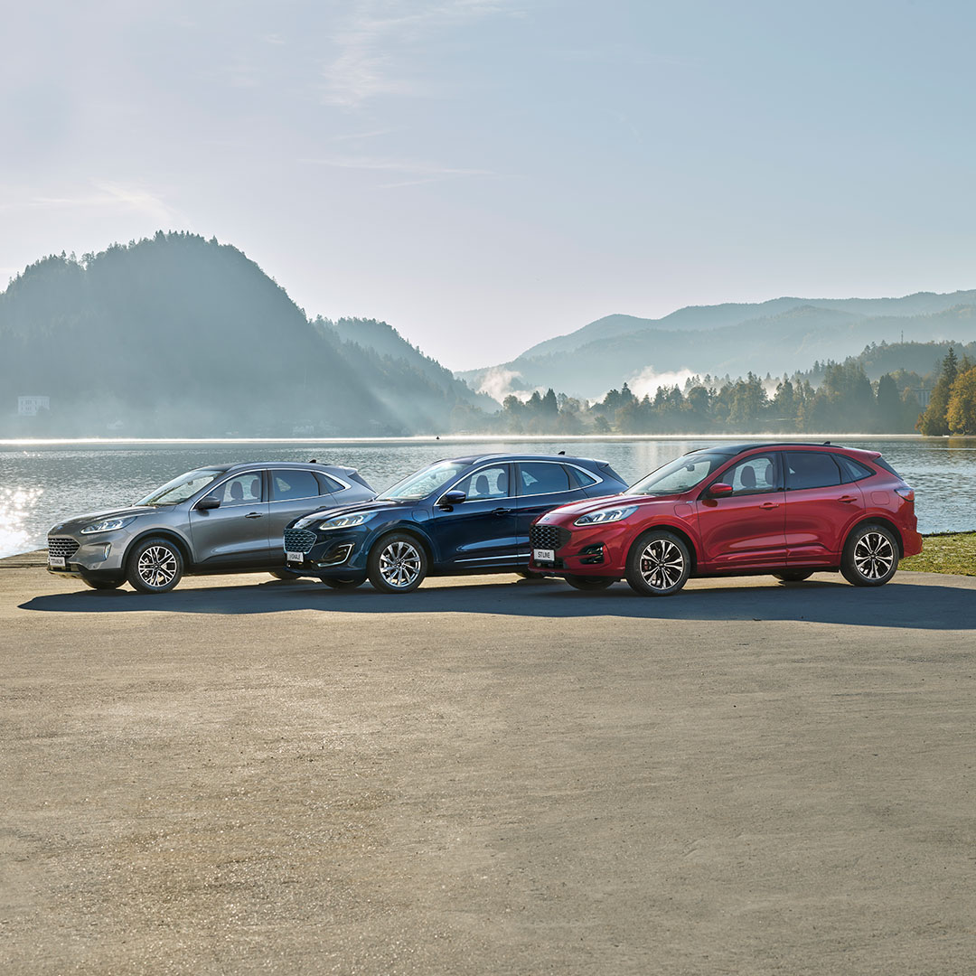FordNL's tweet photo. De KUGA PHEV in 3 kleuren. Wat is jouw favoriet: Solar Silver, Chrome Blue, of Lucid Red? #FordNederland #FordKuga #KUGAPHEV #Hybride Bekijk hem hier: https://t.co/GeGRP6wKUt https://t.co/yeRF38rO4H