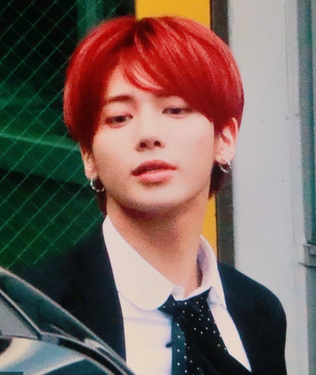 taehyun files tweet media