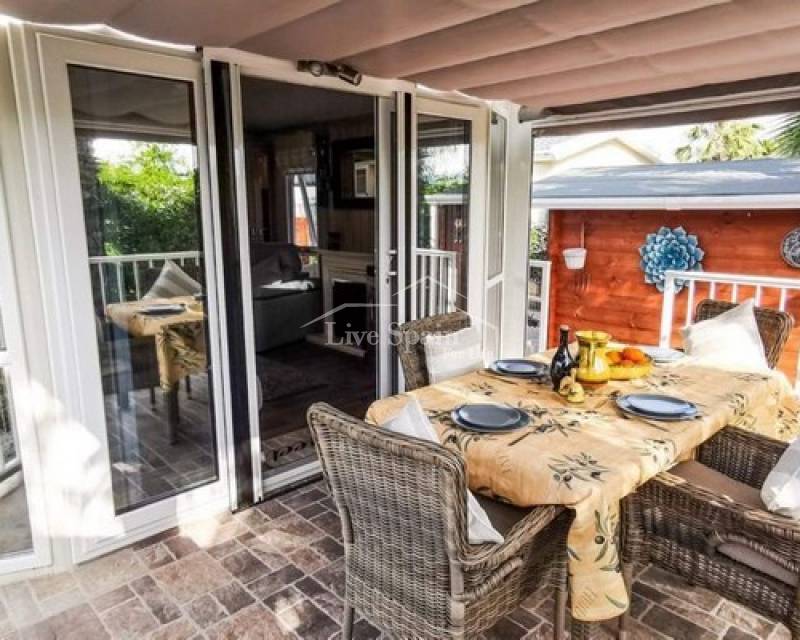 sharrichards21's tweet image. 2 bed Park Home with air con, patio, club house and parking. Just 89,999€ in fantastic surroundings with 2 pools and community areas buff.ly/3D8D0aR  #RetiretoSpain #MovetoSpain #ParkHomesinSpain #LivetheDream #PropertyinSpain #LiveSpainforLife #LoveSpainforLife