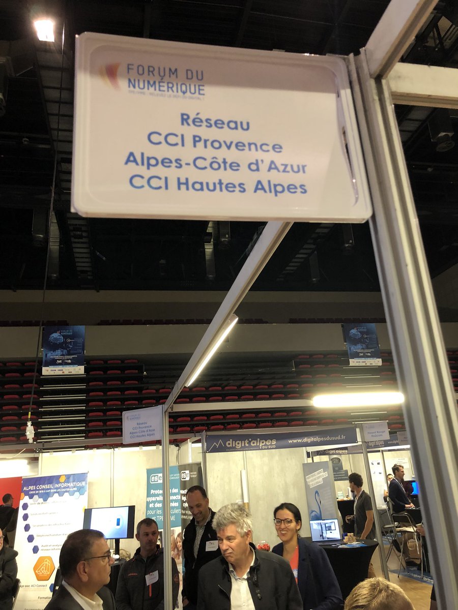 cci_paca's tweet photo. Premières images du #reseauCCI sur #FDnumSud à Gap ce mardi 📷 Tous mobilisés, élus et collaborateurs, pour apporter des solutions #transitionnumerique #tpe #commerces https://t.co/umOQwcPouO