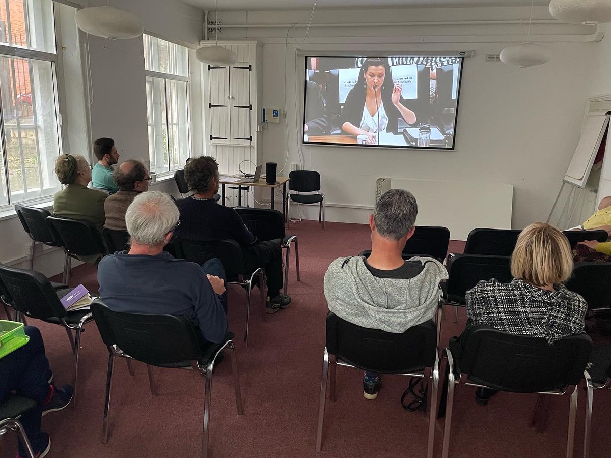 Stroud_YGs's tweet photo. We had a brilliant evening on Saturday for our #missinged session. We watched People vs. Pipeline, before hearing some inspiring talks from Richard Erskine @EssaysConcern on climate justice: past, present and future. 1/4 https://t.co/3rWckN2Rel