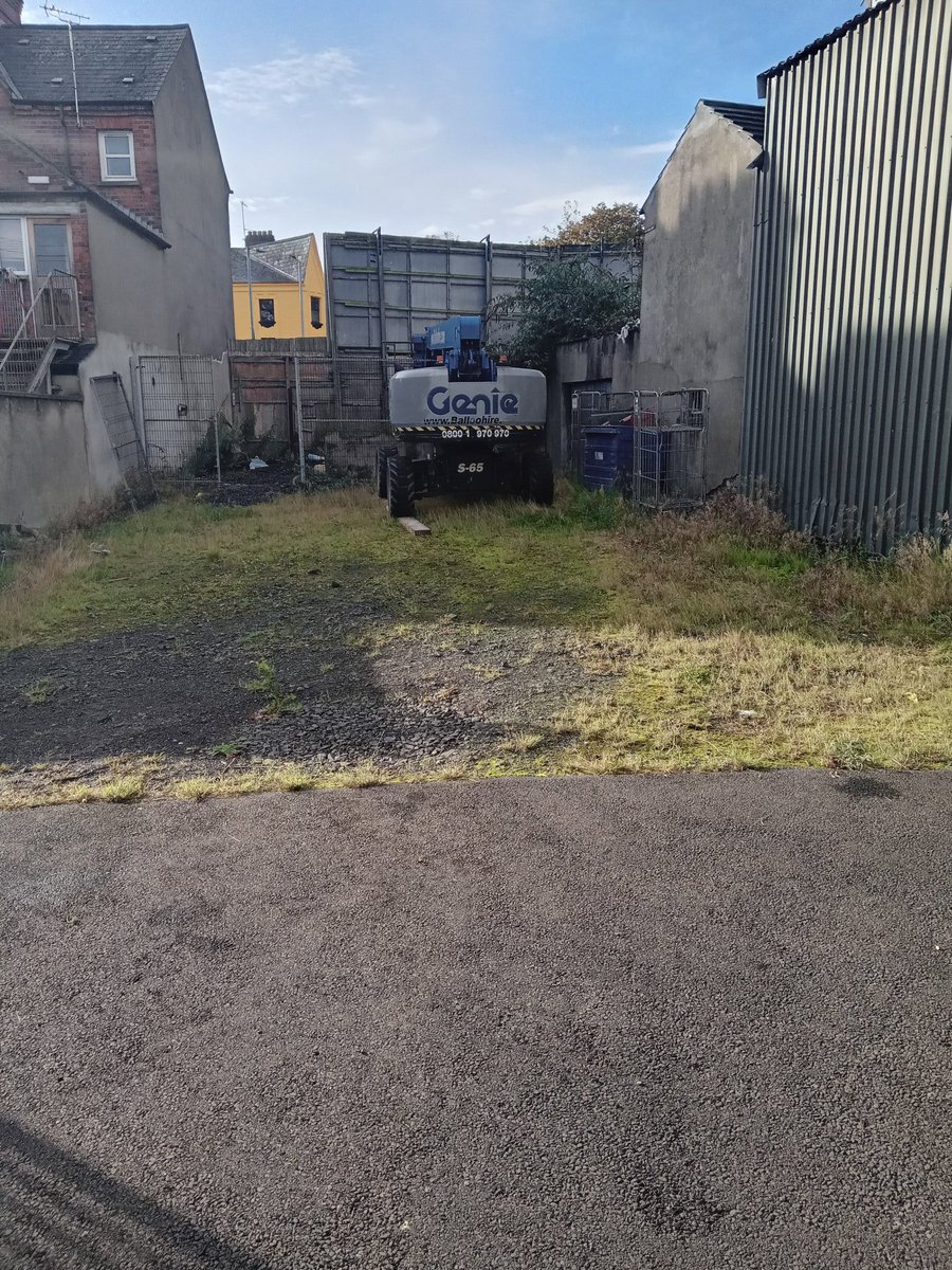 CryoHub's tweet photo. @conormaskey Yeah he parked up a cherry picker and left the site wide open and unsecured. Not surprised though, it's been a conplete shambles from the day it happened SEVEN months ago. https://t.co/72mAsGpO24