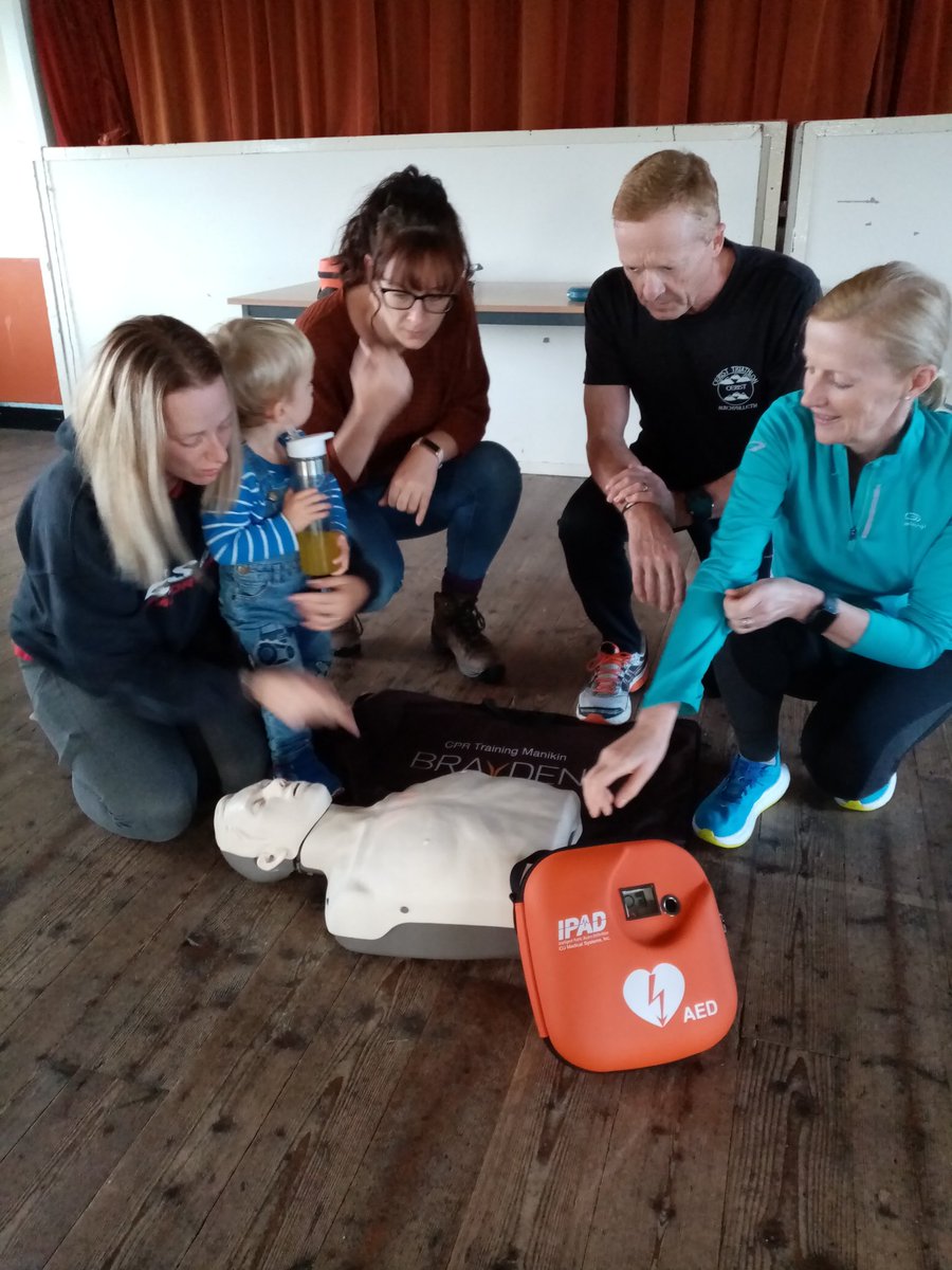 nick_first2aid's tweet photo. Curiosity starts learning..... #SimpleSkills save lives ❤️

A short trip to #Powys 🏴󠁧󠁢󠁷󠁬󠁳󠁿

@PowysCC @ResusCouncilUK https://t.co/zbrDqrBYB8