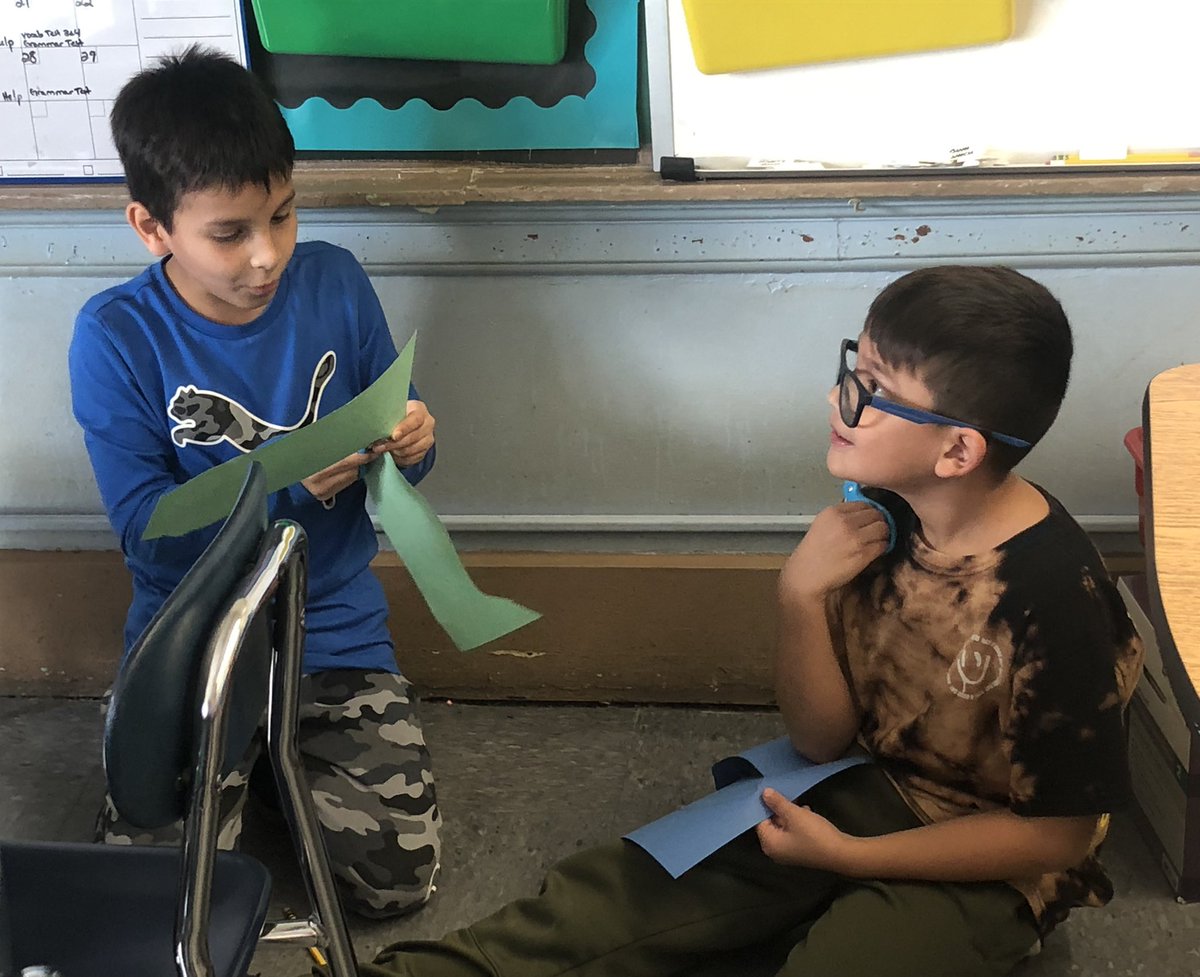 msmancuso5's tweet photo. Last week, we got to meet our class buddies. We worked together to remind others to be kind by making these adorable footprints. #proud2bnhpgcp @NHPRoadSchool https://t.co/odnPRVj70a
