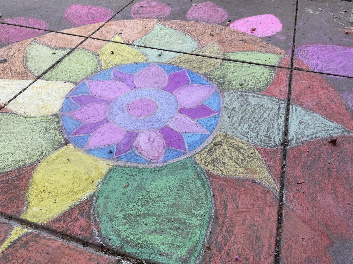 SolonSchools's tweet photo. Beautiful Rangoli chalk drawings created by Solon High School art students in celebration of Diwali! 🌸🪷🎆#CometsCommUNITY https://t.co/bdmU3th0zB