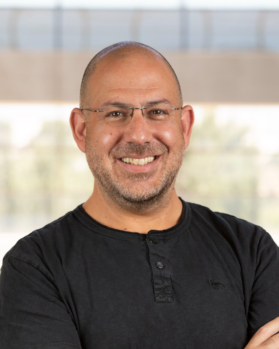 ERC_Research's tweet image. How do mammal minds figure out space, geometry and territory?

This newly awarded ERC Synergy Grant team of Dori Derdikman, Valery Grinevich, David Omer &amp;amp; Angela Sirigu are about to find out!

Read about their project 👉 bit.ly/OxytocINspace

🇪🇺#EUfunded #ERCSyG #Research