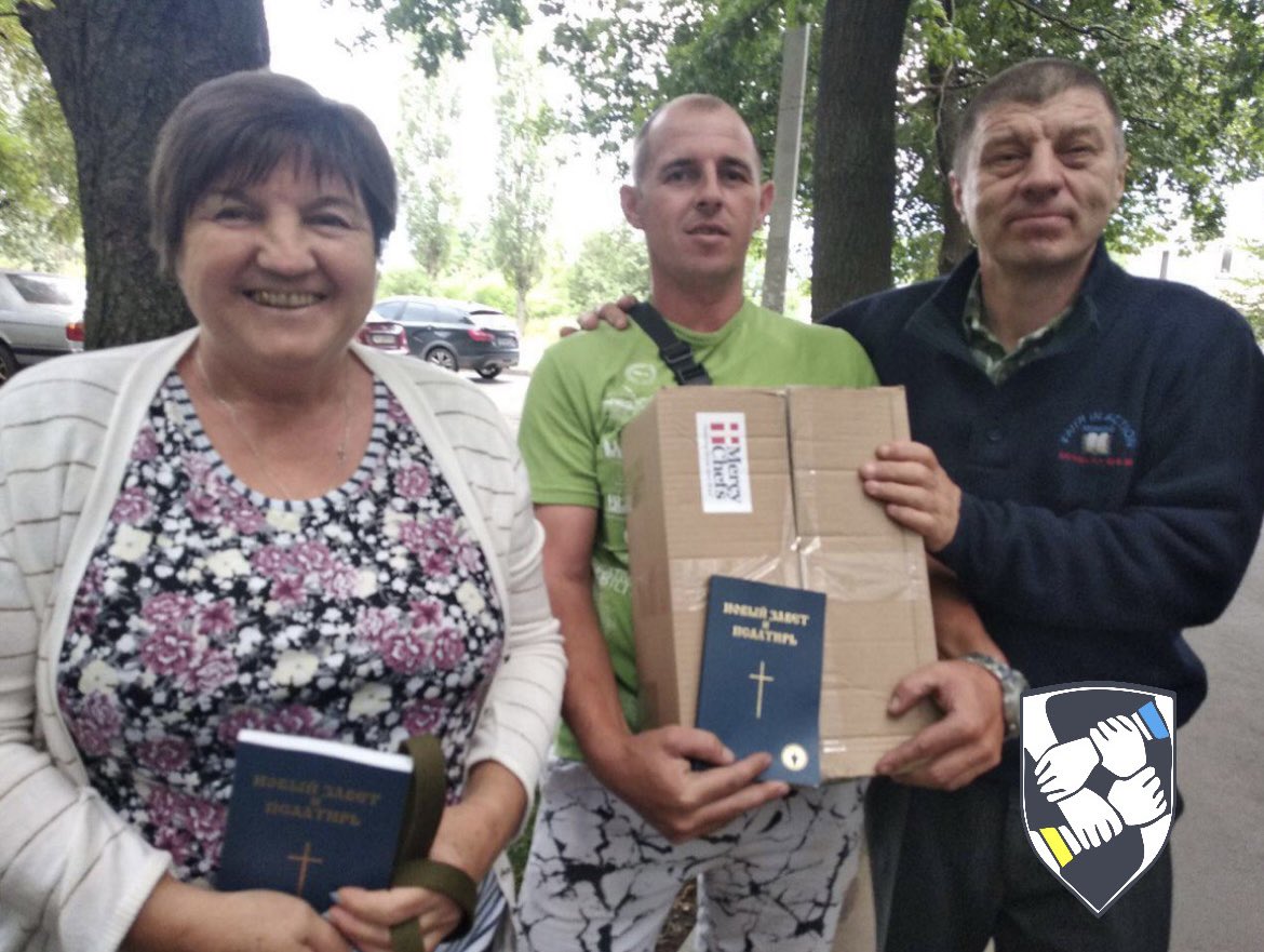 officialgobn's tweet photo. Харківська область.

Разом з нашими друзями з Mercy Chefs. Набори з гуманітарною допомогою регулярно доставляються людям, які вимушено залишили власні будинки. https://t.co/npnpn6pJS0