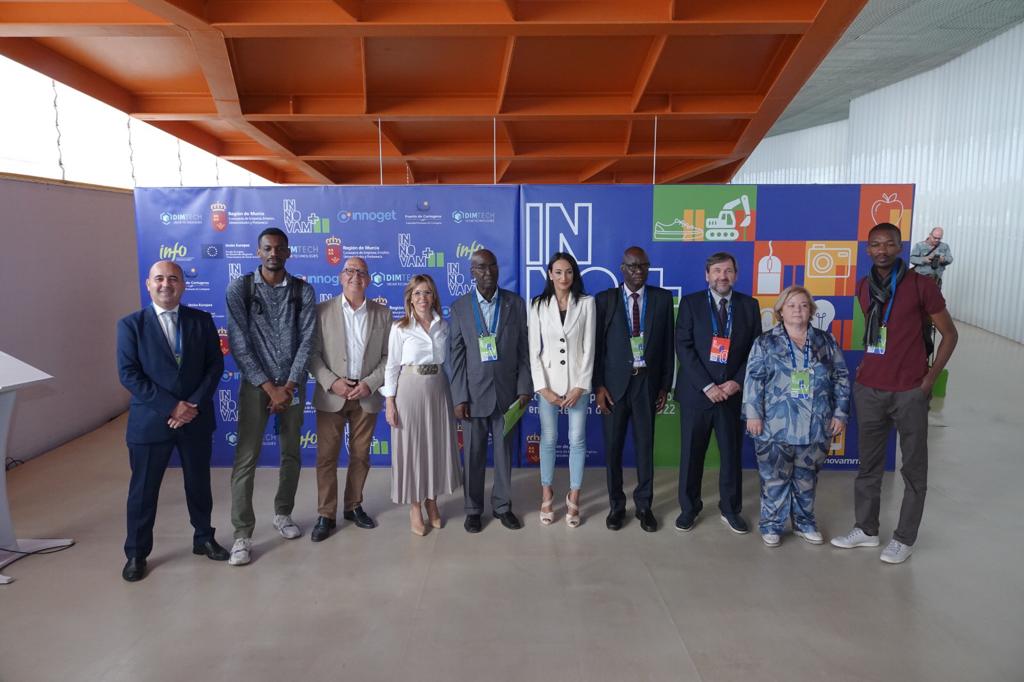AnabCastejon's tweet photo. 📢Inauguramos la Convención #INNOVAM+, que reúne a empresas nacionales e internacionales, universidades y emprendedores con productos y servicios innovadores.

📍#Cartagena es un puntal de la #innovación en la #Región y la mejor sede posible para estas jornadas. https://t.co/BYpT4OTqbC