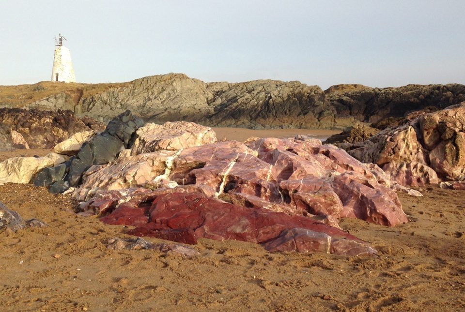 British Geological Survey tweet media