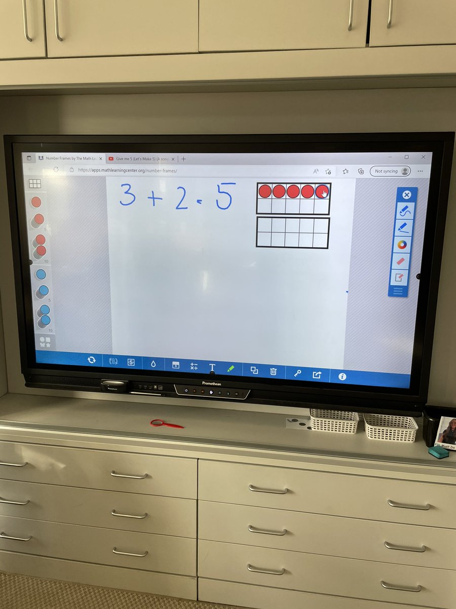 Dargavel Primary School tweet media