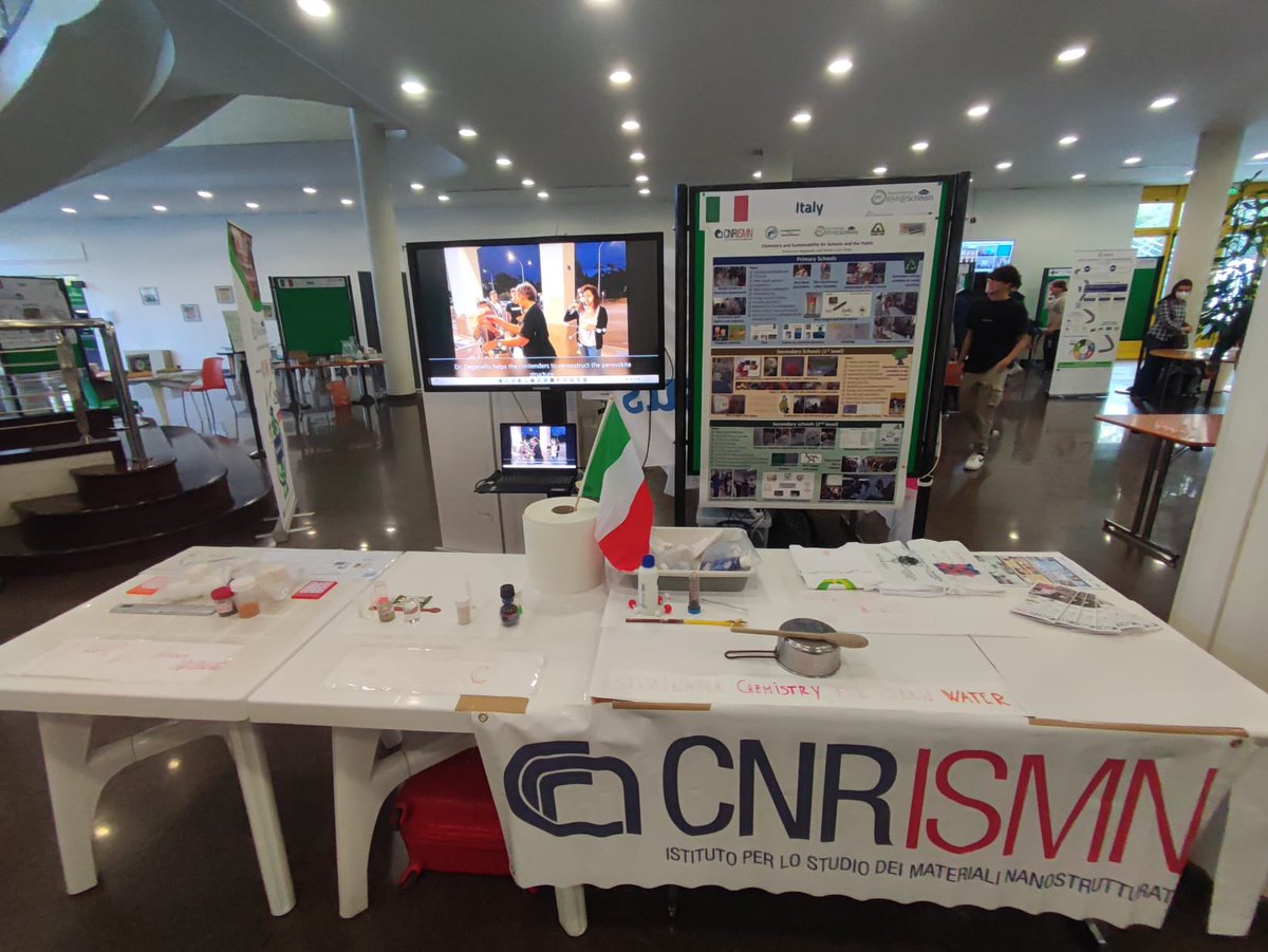 RM_Schools's tweet photo. RM@Schools 2022 Final Conference is “on air”
livestream on YouTube: https://t.co/Sfez8bCJIS
in presence at Research Area of CNR of Bologna from 9:00 am CET

#RMatSchools #RawMaterials
Ps have a look of the european countries stand, it semestre ‘the calm before the storm’ https://t.co/ggghqkYu9o