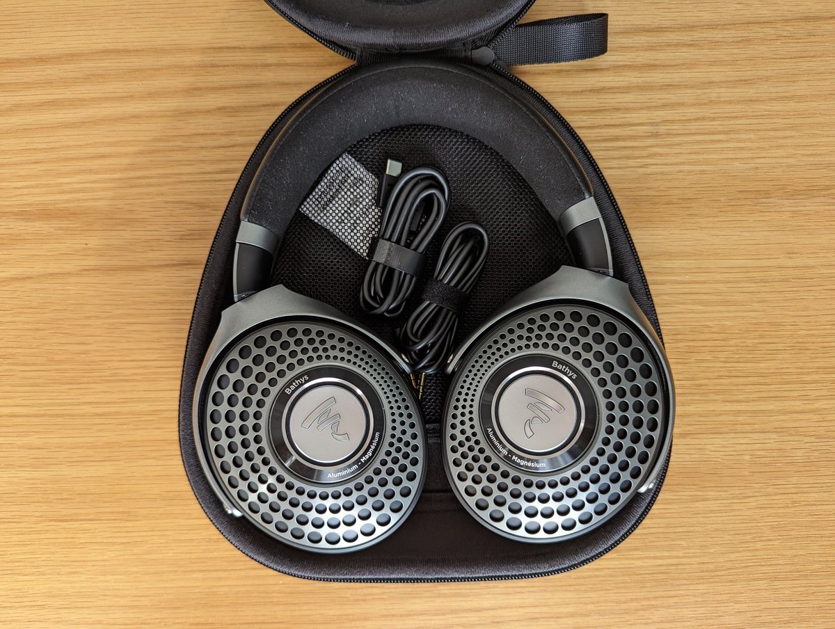 Guifou's tweet photo. Ah enfin 😋 #Focal #Bathys https://t.co/vIO93L6UCd