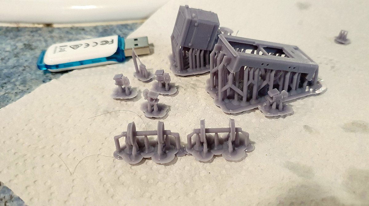 holoprint_fr's tweet photo. Attempting to print a very... very small thing. Should soon be motorized.

O&amp;K locotractor, Hom scale 🚂
Print with @anycubic3dprint Photon

#modelrailway #hoscale #3dprint https://t.co/4BxQhEI6Yp