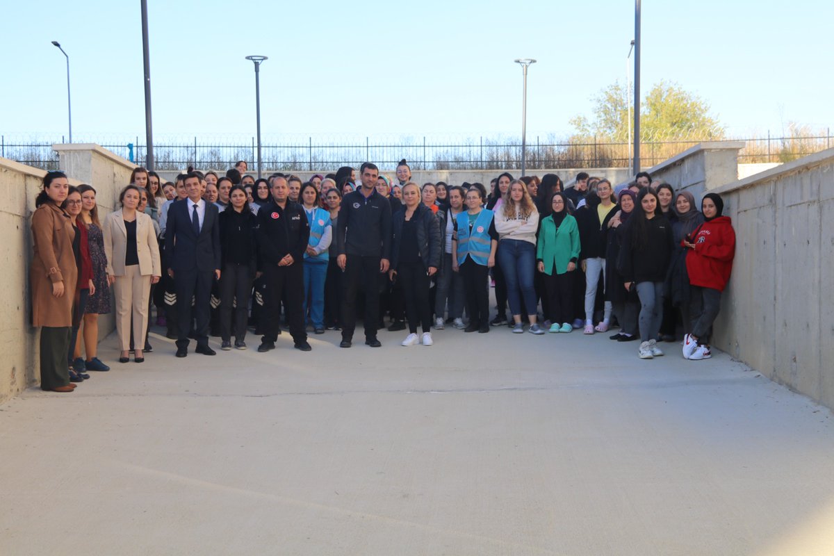 #2022afettatbikatyılı
📍Edirne Kız Yurdu D ve E blok
<a href="/EdirneKYGM/">GSB Edirne Yurtları</a> <a href="/GSB_Edirne/">Edirne Gençlik ve Spor İl Müdürlüğü</a> <a href="/AFADBaskanlik/">AFAD</a> <a href="/AFAD_Edirne/">AFAD Edirne</a>