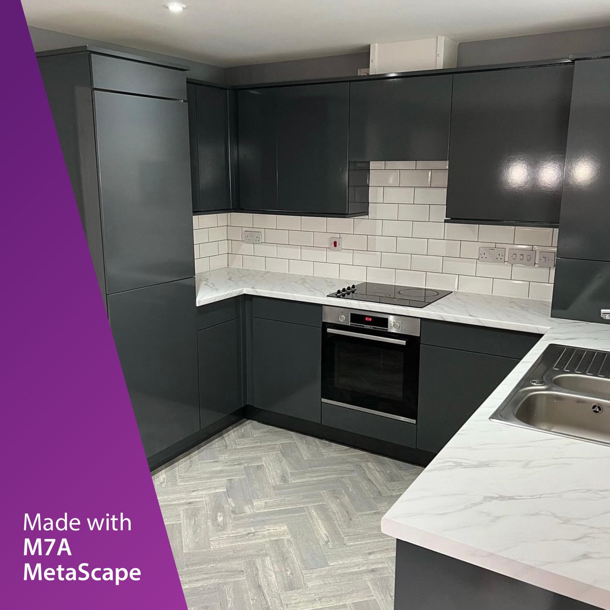 Metamarkuk's tweet photo. A kitchen transformation made possible with Metamark Vinyl! Chameleon Home Wrapping wrapped these cupboards with our M7A MetaScape in 125 Nimbus Grey. Tap here for more https://t.co/jv8ieUBQBg #metamarkuk #metamarkeverywhere #vinyl #kitchenvinyl #kitchenmakeover #kitchenwrap https://t.co/m1C17p8rb2