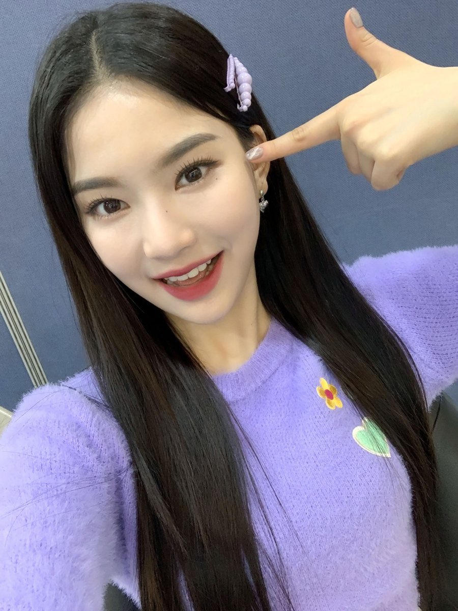 staycshow's tweet photo. #MAMAVOTE #STAYC 
2021                               2022 https://t.co/xTCp1IUaoR