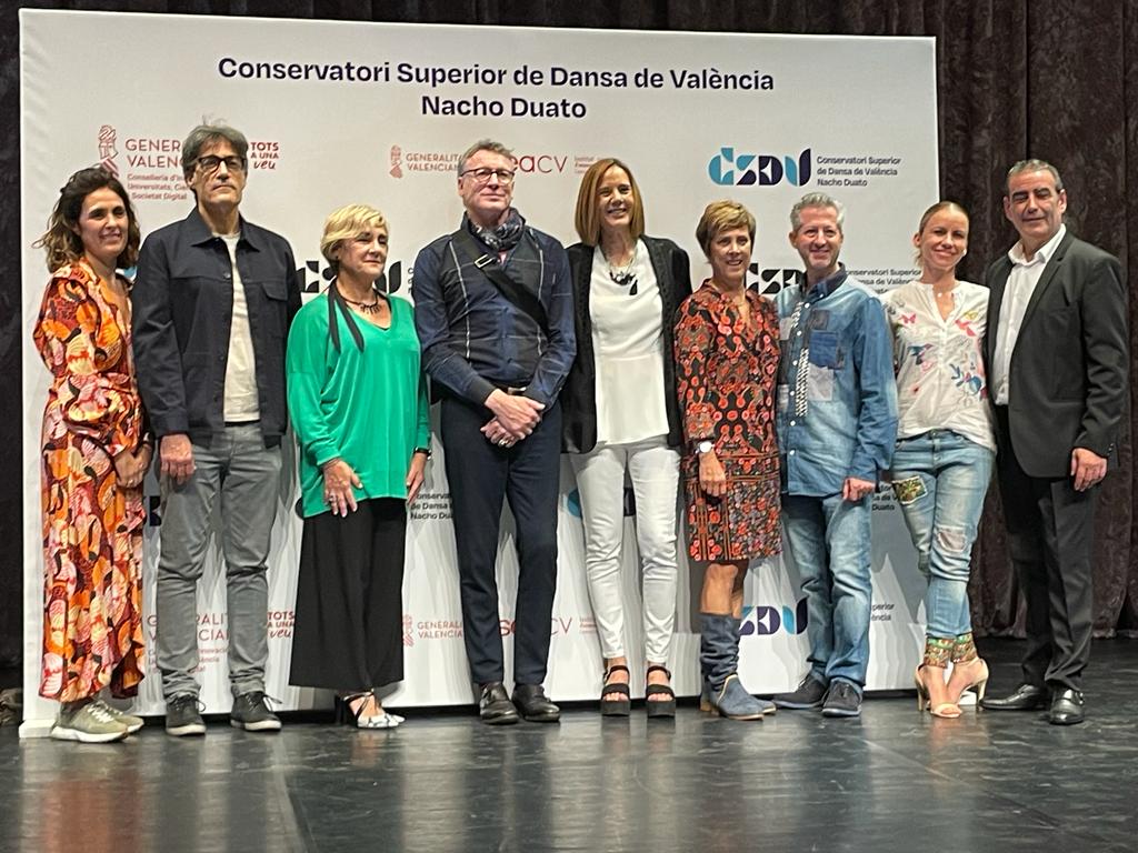 CSD_ALICANTE's tweet photo. Desde el #CSDA damos la ENHORABUENA al #CSDV por la nueva denominación del centro "Conservatori Superior de Dansa de València Nacho Duato".
@DIseacv @iseacv @GVAinnova https://t.co/xS4oRufMlP