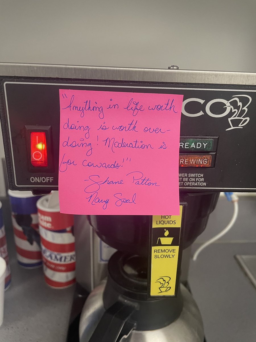 JHugo13's tweet photo. Trying to show some positivity at work. And the one quote that always sticks to me is this one from #ShanePatton. Post/Share something of positivity today #NavySeal @MarcusLuttrell @Team_neverquit #WorkQuote #Positivity #BreastCancerAwarenessMonth2022 #PinkStickyNotes https://t.co/LzIAzpaiVD