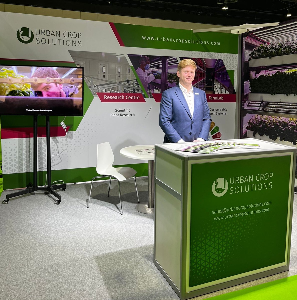 📌 We are in Dubai today and tomorrow, for <a href="/AgraMiddleEast/">Agra Middle East</a>. Pass by our booth to speak with us about your #IndoorFarming project. 🌿

📅 25 - 26 October
📍 Stand H7-C48

#AgraMe #AgTech #VerticalFarming