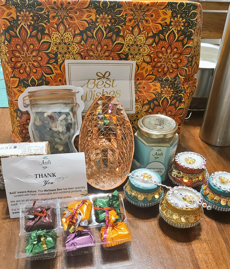 Thank You #AsiliNaturals for the wonderful Diwali gifts🎁🪔 Candles,Natural immunity Boosters ,Dry fruits,Soaps & much more. #DiwaliGifts #organic #Wellnessproducts