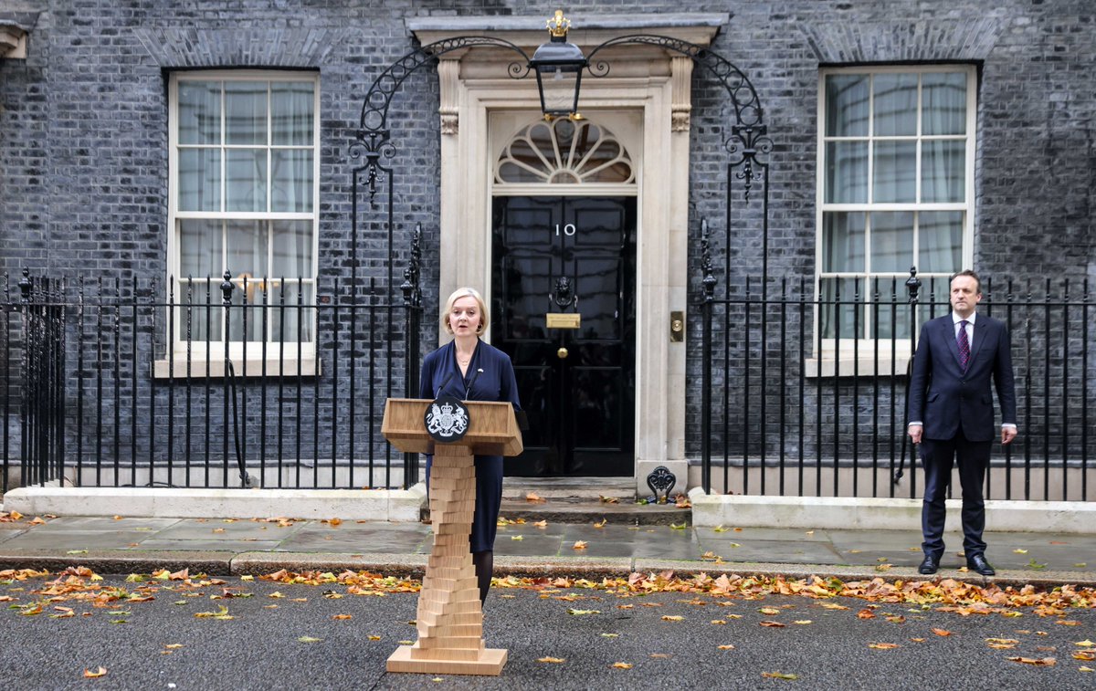 When the news came in that Liz Truss was to announce her resignation, our photographers <a href="/jackhillphoto/">Jack Hill</a> and <a href="/PohleRichard/">Richard Pohle</a> sprang into action. Read more about that day in this week's Behind the Shot here: thetimes.co.uk/article/behind…