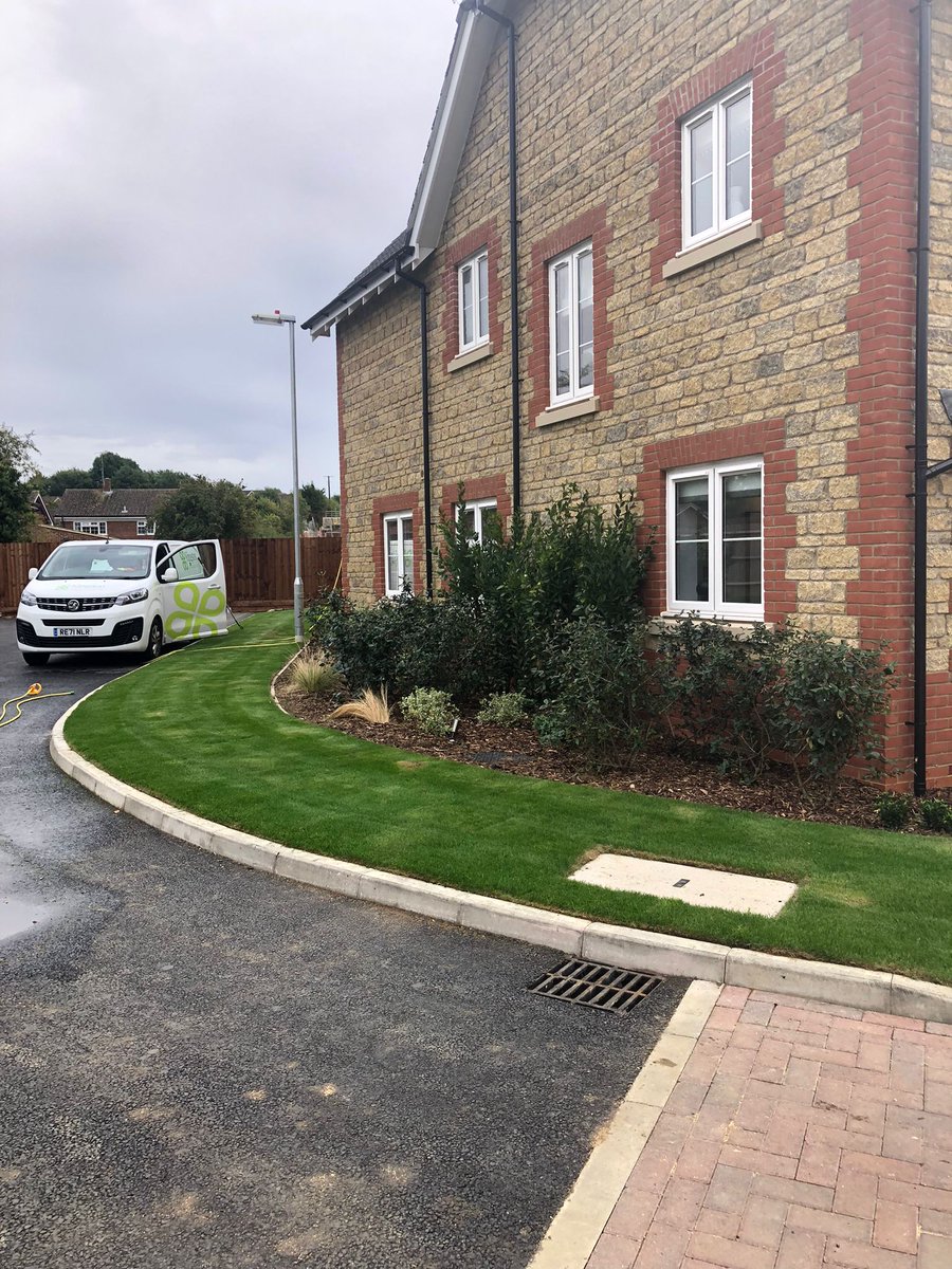 KLGUK's tweet photo. The landscaping at Hayfield Park is looking stunning and is being maintained by our team to a high standard.
#KLG #maintenance #goodwork #Hayfield #landscape #team https://t.co/me5T1Nz4HY