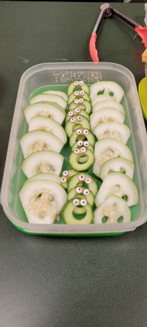 FanningECCansoA's tweet photo. It’s a spooky kind of breakfast @FanningECCansoA! #breakfastprogram @SRCE_HPS https://t.co/IxCycU9aZ5