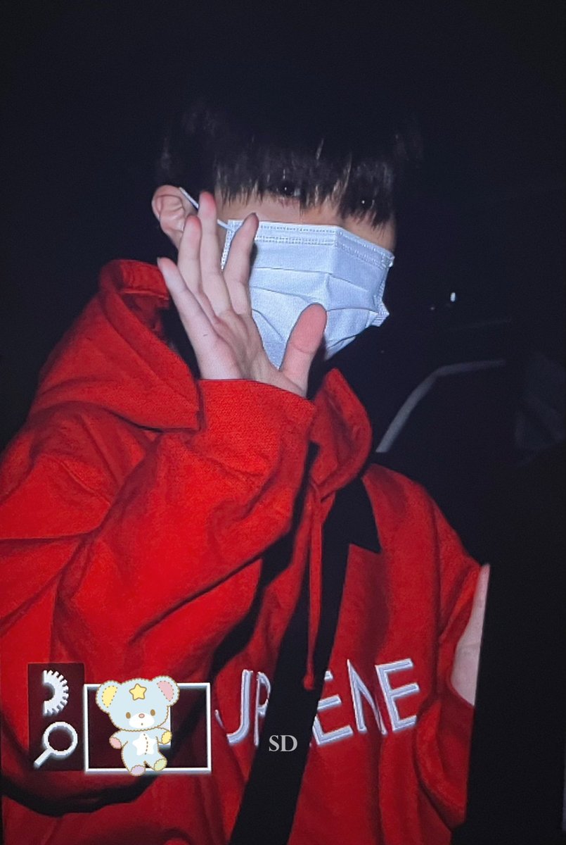 221024 #블리처스 #BLITZERS #ジュハン
#주한 #JUHAN #홍승현 저메추 !!
홍승현 후드티 치킨 🍗💖👍🏻