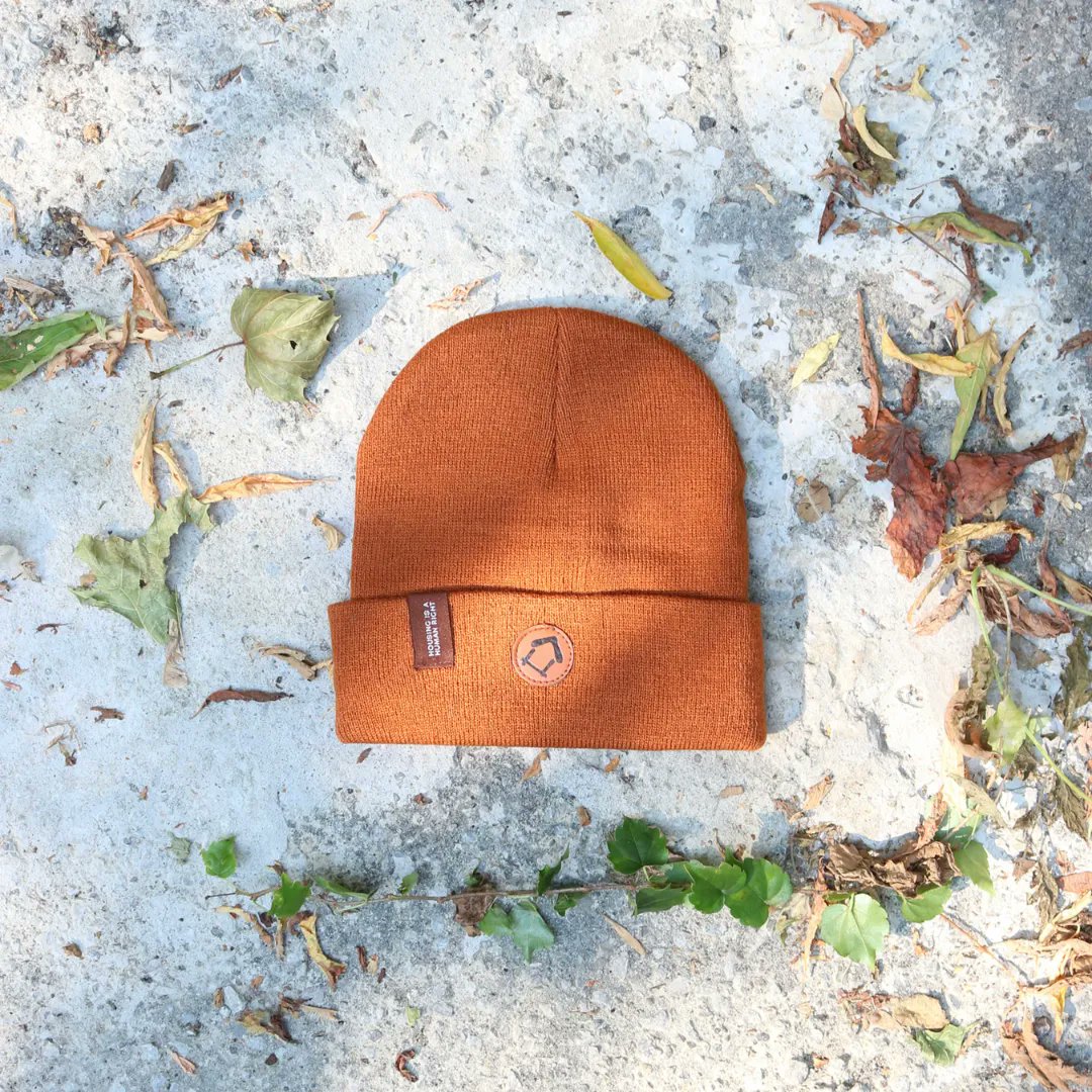 RaisingTheRoof's tweet photo. We have new toques this year: CAMEL + RED POM
Which one would you choose?! All sales from the toques go towards our Reside program, building affordable housing in communities across Canada.
#rtrtoque #housingisahumanright https://t.co/h8tPdQFEC0
