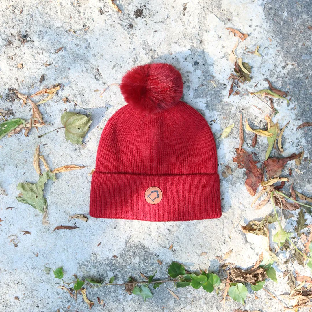 RaisingTheRoof's tweet photo. We have new toques this year: CAMEL + RED POM
Which one would you choose?! All sales from the toques go towards our Reside program, building affordable housing in communities across Canada.
#rtrtoque #housingisahumanright https://t.co/h8tPdQFEC0
