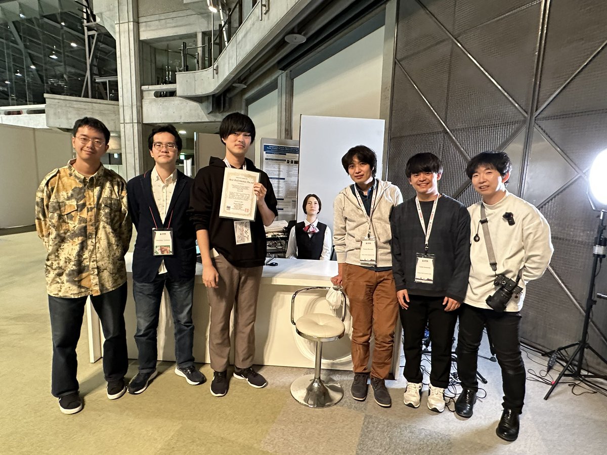 overlast's tweet photo. #IROS2022 の対話ロボットコンペティション2022でLINEのNLP開発チームで開発したシステムが1位を獲得できました。課題は山積み状態ですが、メンバーが出した成果を審査員の方々に評価して頂きました。今後もより良い対話システムを目指します👍
https://t.co/Llw9162Vw3
https://t.co/i9eDpormj8 https://t.co/GgsCHbI5NP
