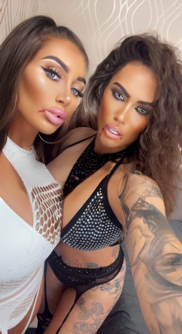 Me &amp; @charliec_xxx are logged on right now for our naughty Halloween 🎃 girl/girl special on @BabestationCams<a class="tags" target="_blank" title="On Twitter" href="/?out=eyJ0eXAiOiJKV1QiLCJhbGciOiJIUzUxMiJ9.eyJpYXQiOjE3MjI0MTM2ODEsImlzcyI6InR3cG9ybnN0YXJzLmNvbSIsIm5iZiI6MTcyMjQxMzY4MSwiZXhwIjoxNzUzOTQ5NjgxLCJyZWRpcmVjdF91cmwiOiJodHRwczovL3R3aXR0ZXIuY29tL2NoYXJsaWVjX3h4eCJ9.ZRhYVp0_jIypNJSgSOmPqhVXYmggGje9D5rx6gbc7FQxeGUK4rjjCRjrn_1G_VjXzOoRXKJQBxYCDX0P_WtCnQ">@charliec_xxx</a>