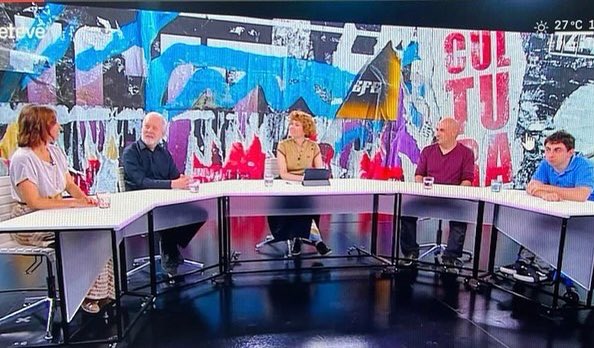 marcbuxaderas's tweet photo. Ahir vaig debutar com a colaborador al #PlacaTisner de @beteve  

https://t.co/OF740qh8Cu ,sobre la hora aprox amb @apropacultura i @CentreAssis https://t.co/tGjXC7oPmC
