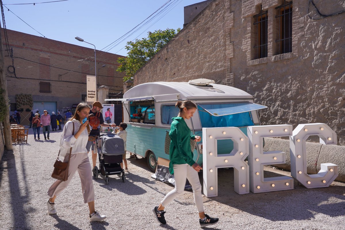 La Cuina de carrer és dolça, salada, italiana, asiàtica, argentina, propera, vegana, tradicional, atrevida...diversa!🥘🌮No et perdis algunes de les novetats del Rec.0: La Santa, Dos Boludos, We Love Asia, Panzer8, Obrador Palomo, Erika Nails &amp; Coffee House i Somiatruites!