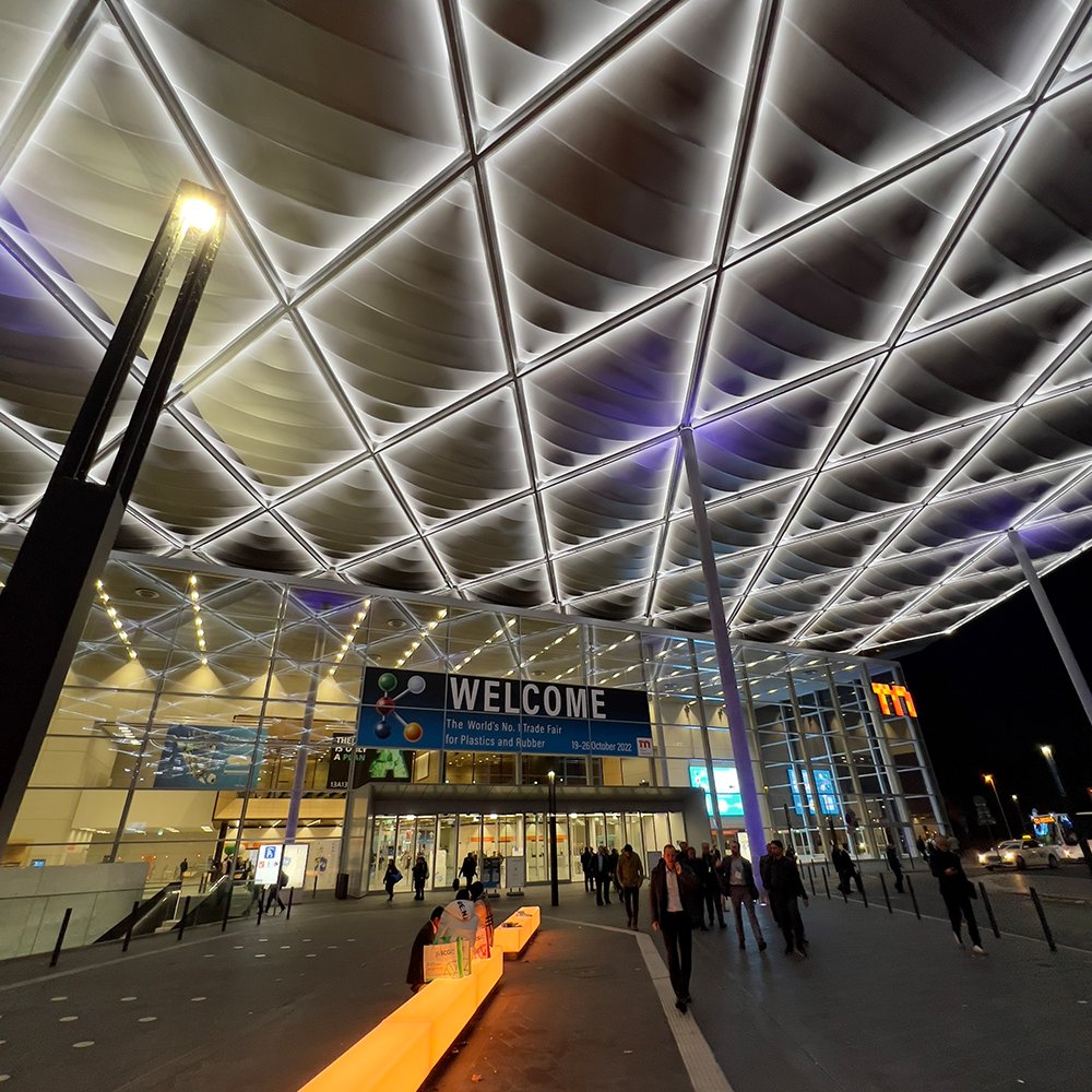 hmiproject's tweet photo. Impressionen vom Besuch auf der internationalen Kunststoffmesse ›K‹ in Düsseldorf (19.-26.10.22). 
https://t.co/kQyTwSE9LW
#k2022 #tradeshow #industrie #erlenbach #kraussmaffei #plastic #kunststoff #keb #design #usability #ux #ui #hmi #project #hmiproject #hmiprojectontour https://t.co/4l8H4BLaj9