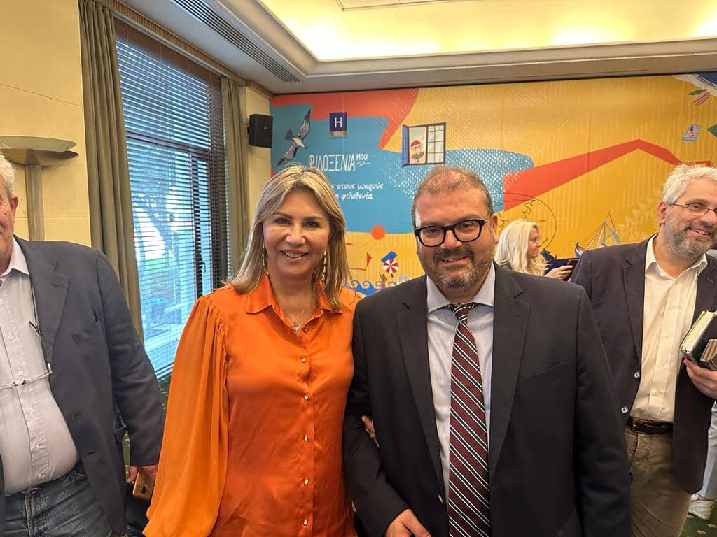 margaritisio's tweet photo. Παρουσίαση του προγράμματος δεξιοτήτων Φιλοξενία μου του @grhotels Είχα την ευκαιρία να συναντηθώ με τις Υφυπουργούς Τουρισμού @sofiazacharaki &amp; Παιδείας @ZettaMakri, καθώς και να συγχαρώ από κοντά τον φίλο και πρόεδρο του ΞΕΕ, @AVassilikos για την εκλογή του στη @HOTREC_EUROPE https://t.co/PYt76YHd5R